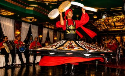 🛳️ Nile Dinner Cruise in Cairo with Belly Dance & Tanoura Show