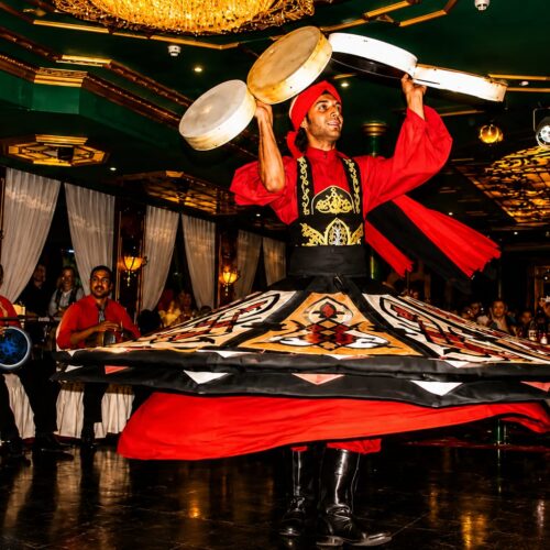 🛳️ Nile Dinner Cruise in Cairo with Belly Dance & Tanoura Show