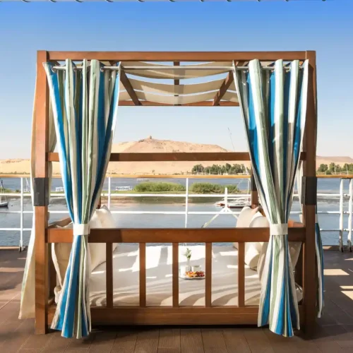 Alyssa Nile Cruise