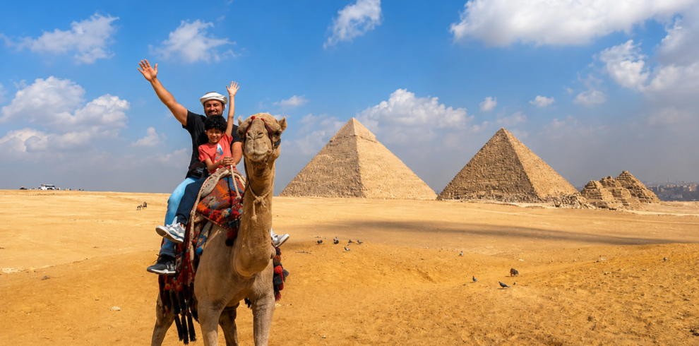 Best 14-Day Egypt Tour: Pyramids, Nile Cruise & Hurghada