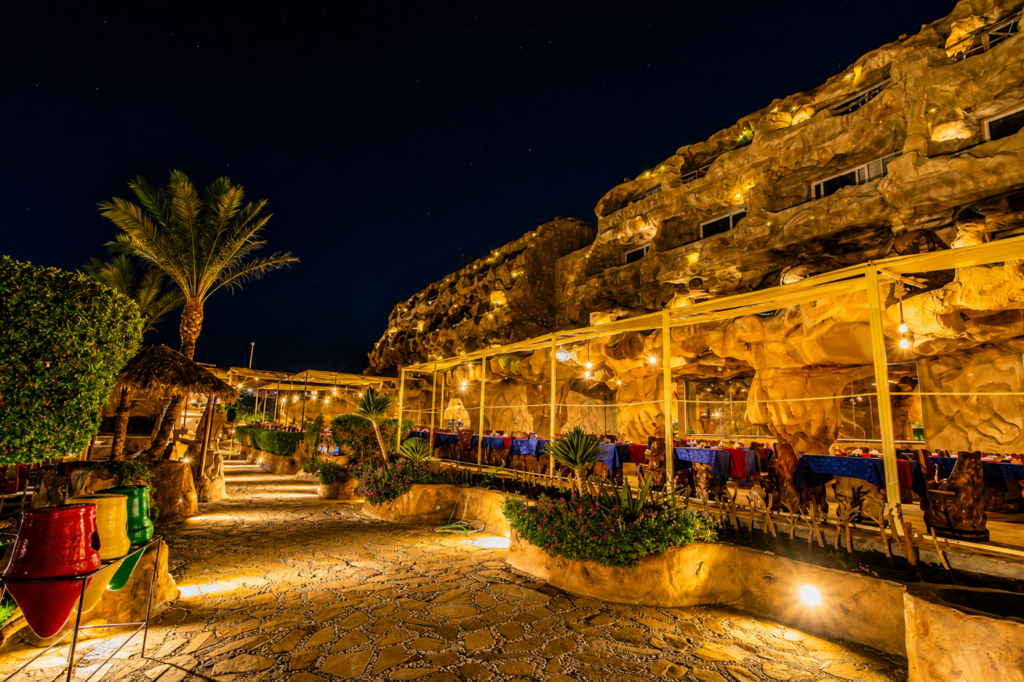 19 Day Egypt Tour with Cairo, Luxor, Aswan, Abu Simbel & Hurghada