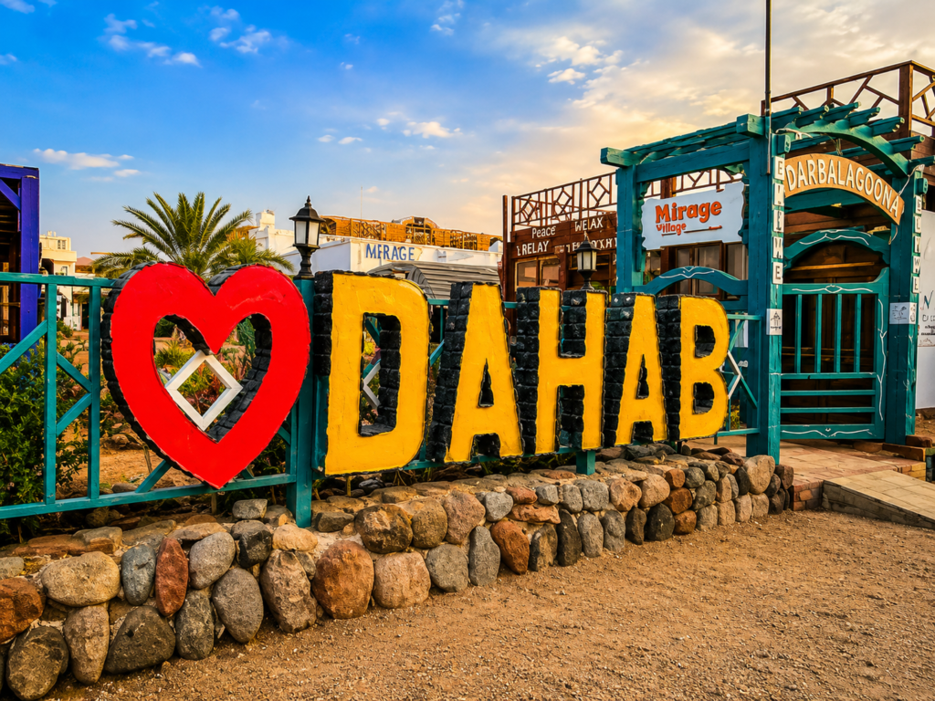 14-Day Egypt Holiday: Pyramids, Ancient Temples & Red Sea